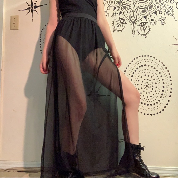 Goth Prom Dress - Picture 4 of 5